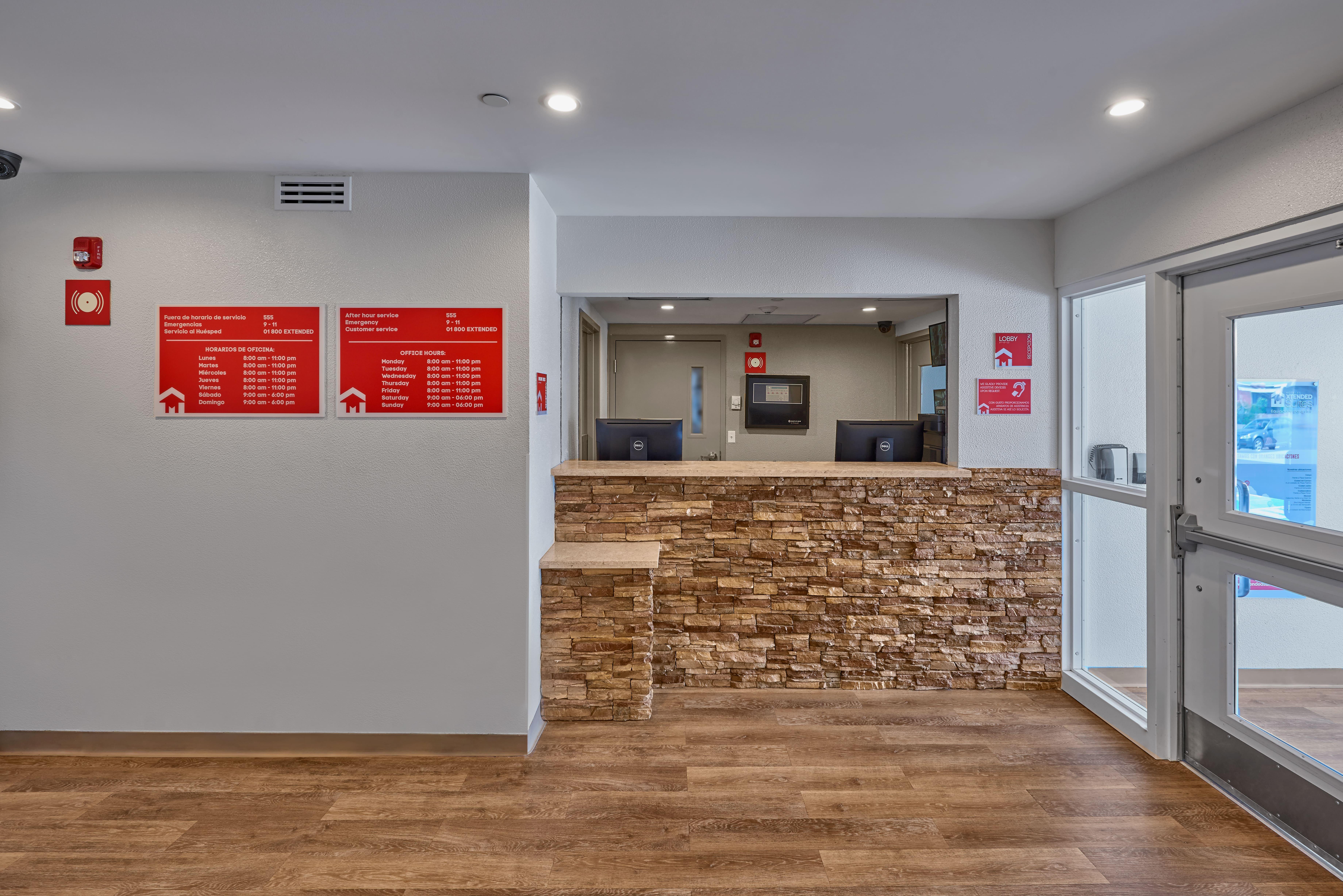 Extended Queretaro Juriquilla Aparthotel 3*